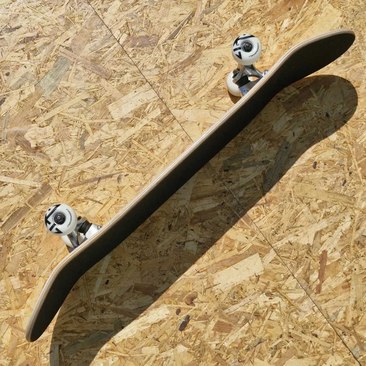 Nomad Skateboards Hotdog 8.0 Complete