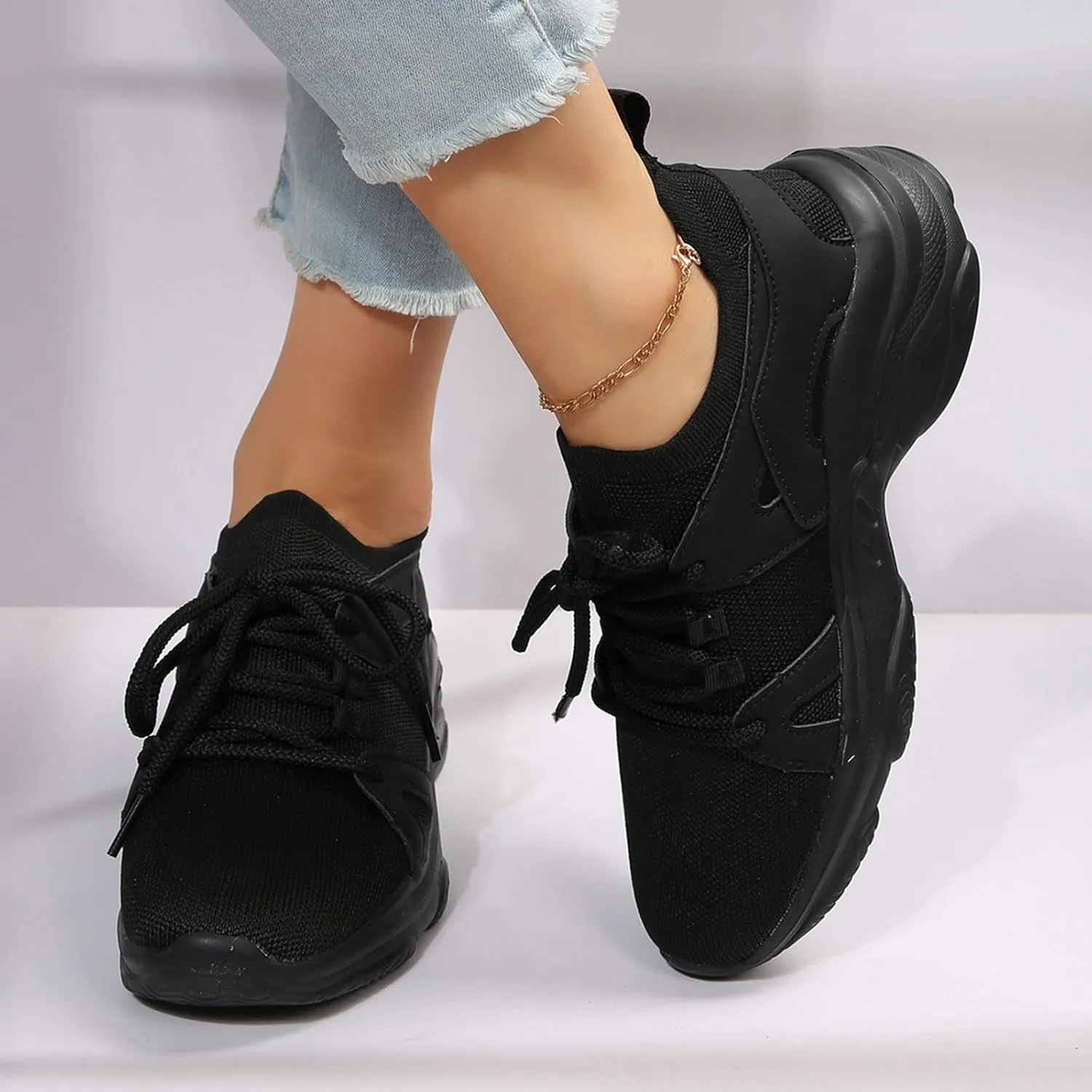 Womens Walking Shoes Slip on Dressy Knitted Non Slip Running Shoes Wide Width Breathable Mesh Sports Workout Tennis Shoes Ladies 2024 Fashion Sneakers